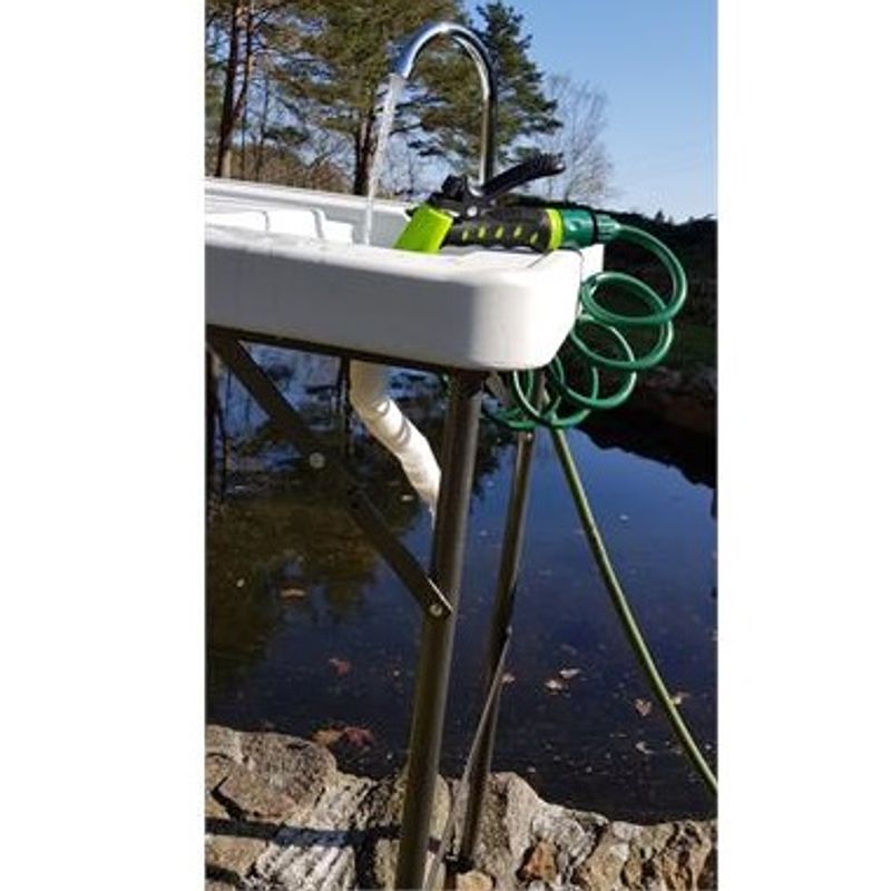 Fiske - / sløyebord m vask og spyleslange - Utekjøkken