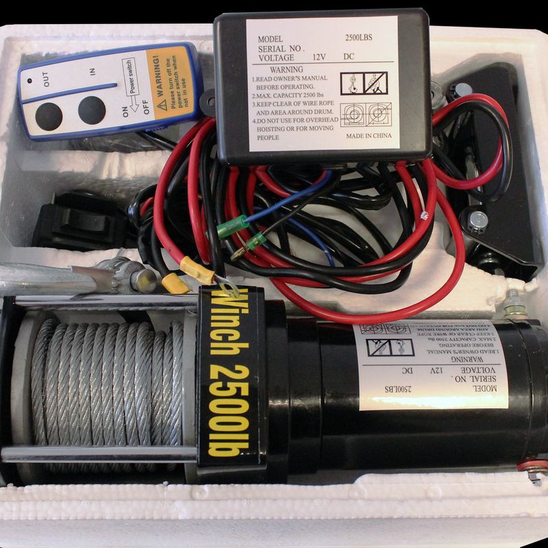 Elektrisk vinsj 12V med trådløs fjernkontroll | Trekk 1130 kg