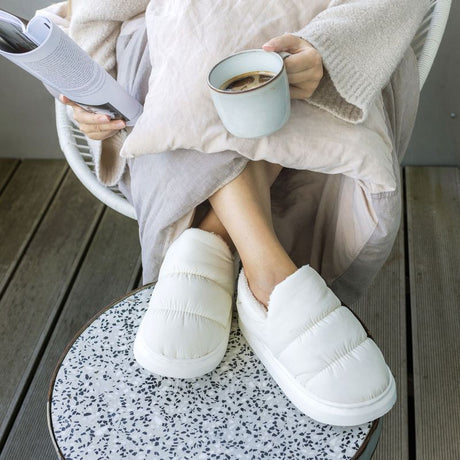 Kosetøfler innesko lys creme | Scandinavian Collection