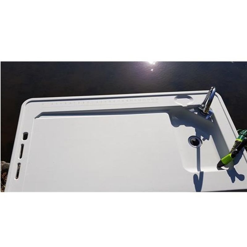 Fiske - / sløyebord m vask og spyleslange - Utekjøkken